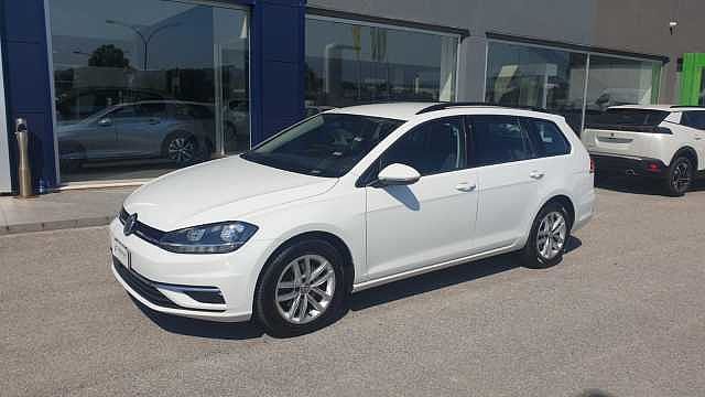 Volkswagen Golf Variant 1.6 TDI 115 CV DSG Business BlueMotion Tech. da FRENTAUTO