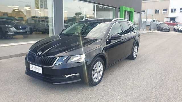 SKODA Octavia 1.5 DSG Wagon Executive G-Tec