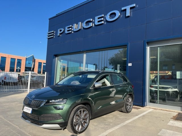 SKODA Karoq 2.0 TDI SCR DSG 4x4 Scout