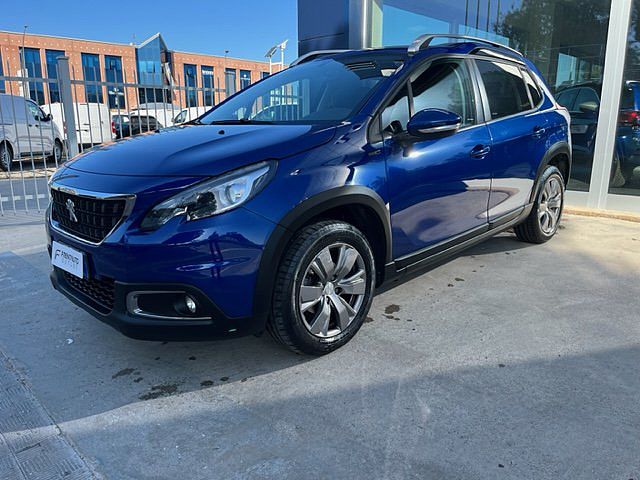 Peugeot 2008 BlueHDi 100 S&S Signature