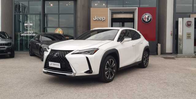 Lexus UX Hybrid Executive da FRENTAUTO