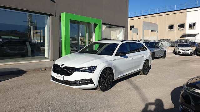 SKODA Superb 2.0 TDI EVO SCR DSG Wagon SportLine