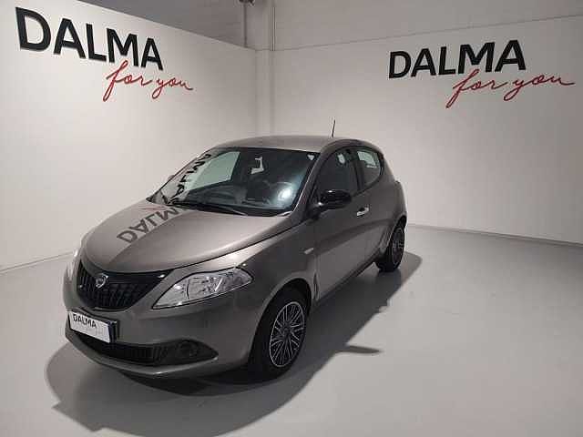 Lancia Ypsilon III Ypsilon 1.0 firefly hybrid Silver s&s 70cv