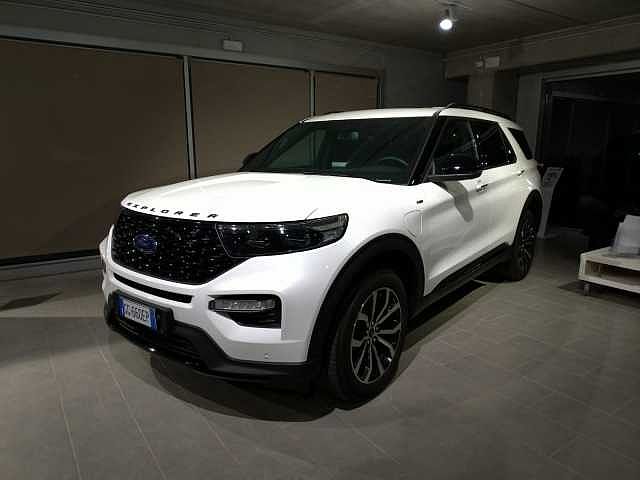 Ford Explorer 3.0 PHEV 457 CV A10 AWD ST Line da Autovamm .