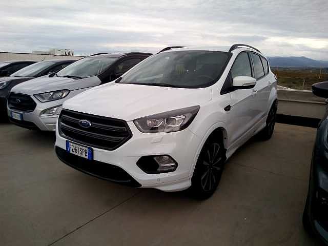 Ford Kuga 2ª serie 1.5 TDCI 120 CV S&S 2WD ST-Line da Autovamm .