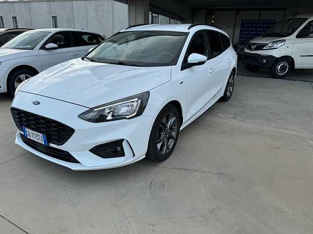 Ford Focus 4ª serie 1.0 EcoBoost 125 CV SW ST-Line da Autovamm .