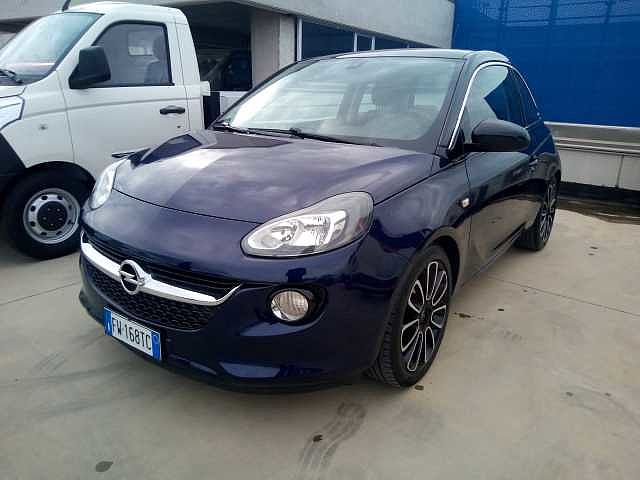 Opel Adam 1.2 70 CV Slam