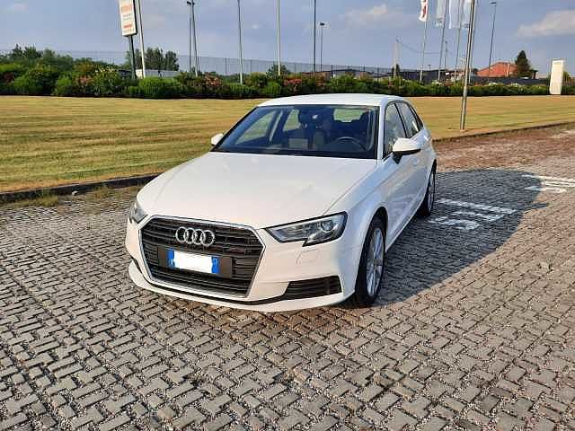 Audi A3 3ª serie 30 TDI S - tronic Business