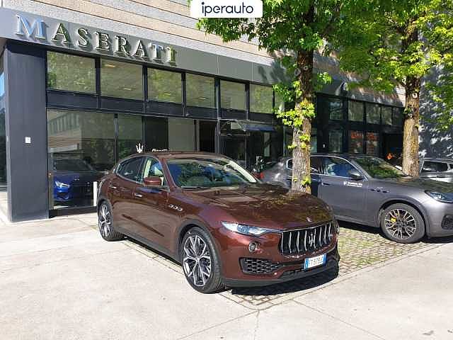 Maserati Levante 3.0 V6 350cv auto