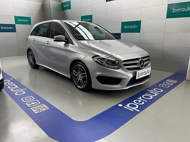 Mercedes-Benz B 220d 4Matic Premium Amg da Iperauto .