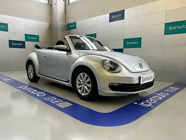 Volkswagen Maggiolino Cabrio 1.2 TSI Design da Iperauto .