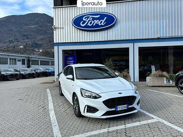 Ford Focus 1.5 ecoblue ST-Line 120cv *KIT INVERNALE OMAGGIO* da Iperauto .