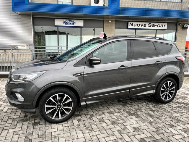 Ford Kuga 1.5 TDCI 120 CV S&S 2WD ST-Line