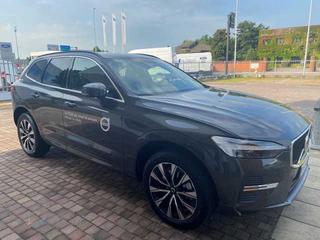 Volvo XC60 B4 (d) AWD automatico Core