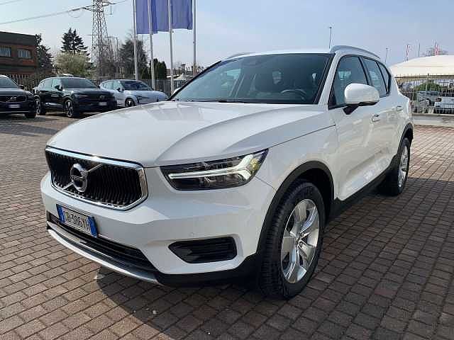 Volvo XC40 T2 Momentum