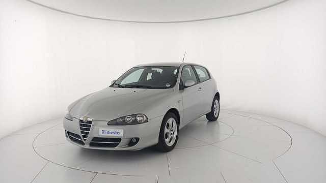 Alfa Romeo 147 2ª serie 1.6 16V TS (105) 5 porte Progression da Di Viesto