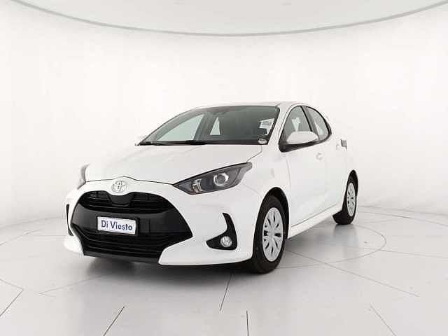 Toyota Yaris 4ª serie 1.0 5 porte Active NEOPATENTATI