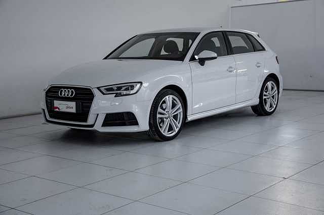 Audi A3 Sportback 30 g-tron 131 CV S tronic Admired