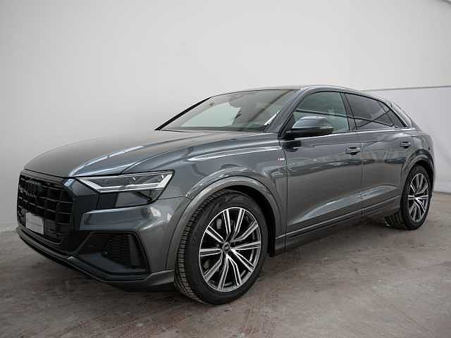 Audi Q8 45 TDI 231cv Quattro Stronic Sport Sline