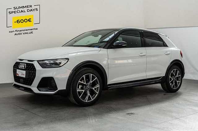 Audi A1 Allstreet 35 TFSI 150cv Stronic Black Edition