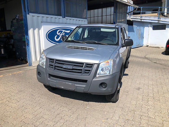 Isuzu D-Max 2.5 TD cat Crew Cab 4WD Pick-up LS