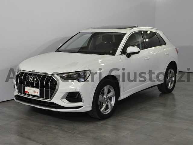 Audi Q3 40 2.0 tfsi business advanced quattro s-tronic da Autocentri Giustozzi Srl