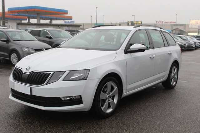 SKODA Octavia 1.6 TDI CR 115 CV DSG Wagon Exec.OMOL.AUTOCARRO da Lazzari Auto