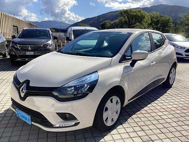 Renault Clio 4ª serie dCi 8V 75CV Start&Stop 5 porte Energy Life da A. & G.R.