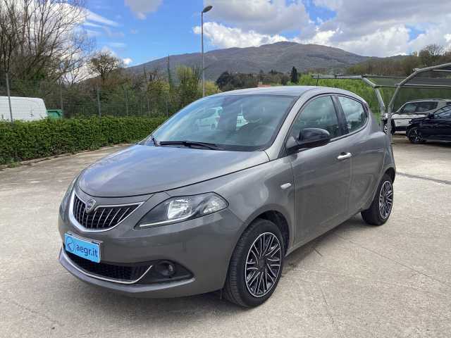 Lancia Ypsilon 3ª serie 1.0 FireFly 5 porte S&S Hybrid Gold