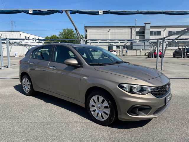 Fiat Tipo 1.6 Mjt S&S 5 porte Easy Business