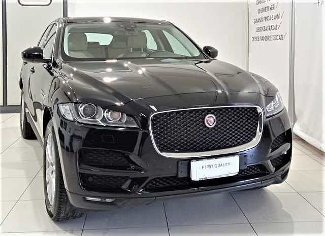 Jaguar F-Pace 2.0 D 180 CV AWD aut. Prestige