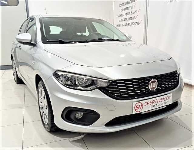 Fiat Tipo 1.6 Mjt 4 porte Easy da SPERTI VEICOLI