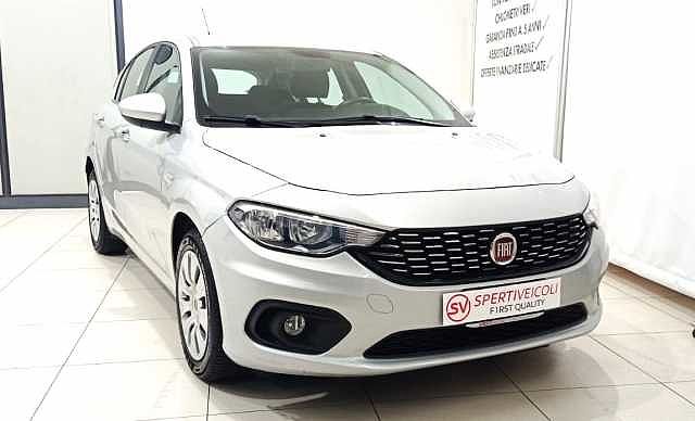 Fiat Tipo 1.6 Mjt 4 porte Easy da SPERTI VEICOLI