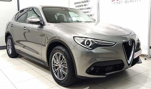 Alfa Romeo Stelvio 2.2 Turbodiesel 210 CV AT8 Q4 Executive