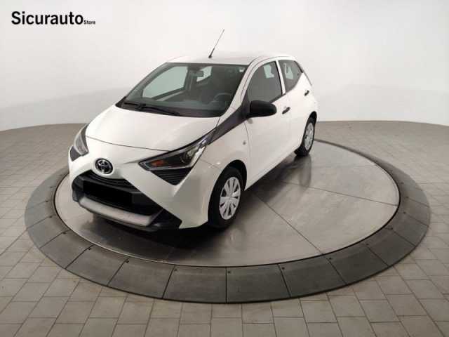 Toyota Aygo 1.0 VVT-i 69 CV 5 porte x-cool