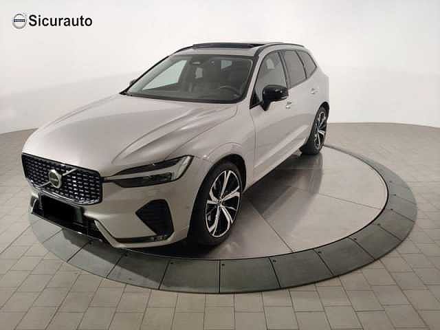 Volvo xc60 B5 (d) AWD automatico Ultimate Dark