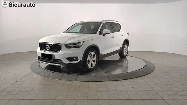 Volvo XC40 D4 AWD Geartronic Momentum