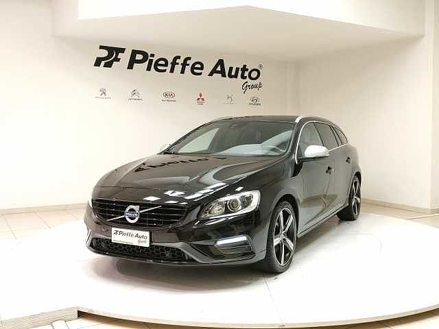 Volvo V60 (2010-2018) V60 D2 R-design