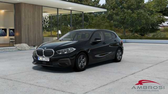 BMW 118 5-porte 118i Business Advantage 5 port da Test Grifo Caravan