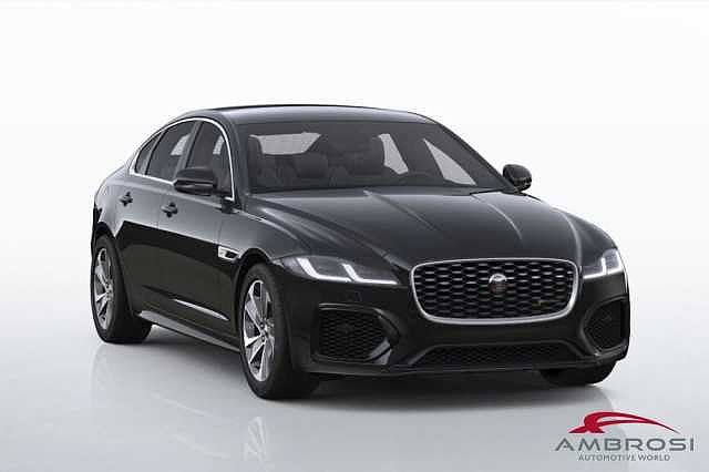 Jaguar XF 2.0 250 CV aut. R-Dynamic S da Test Grifo Caravan