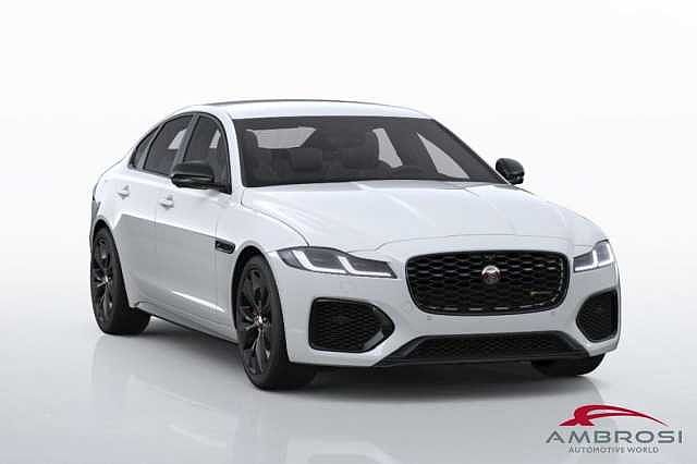 Jaguar XF 2.0 D 204 CV AWD aut. R-Dynamic Black da Test Grifo Caravan