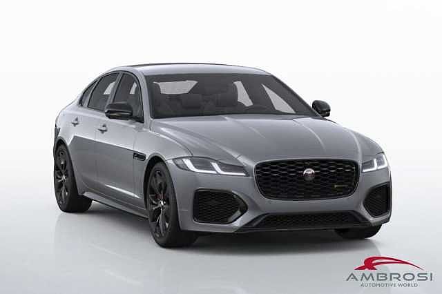 Jaguar XF 2.0 250 CV aut. R-Dynamic Black da Test Grifo Caravan