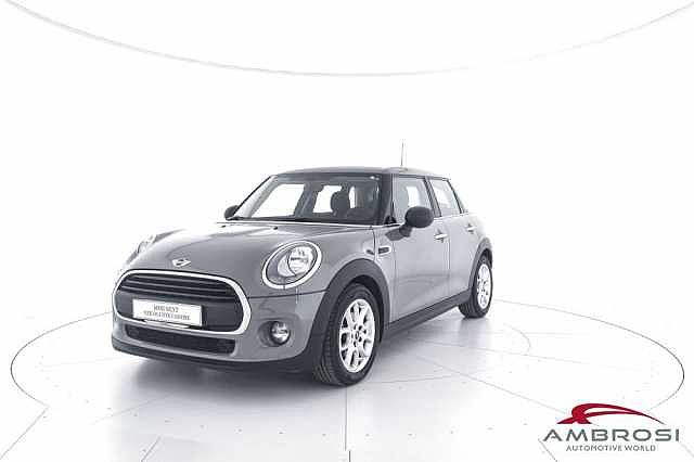 MINI Mini 5 porte 1.2 One Hype da Test Grifo Caravan