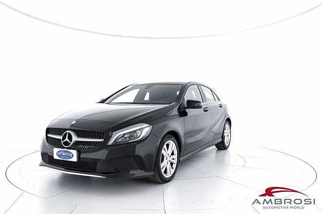 Mercedes-Benz A 200 d Sport da Test Grifo Caravan