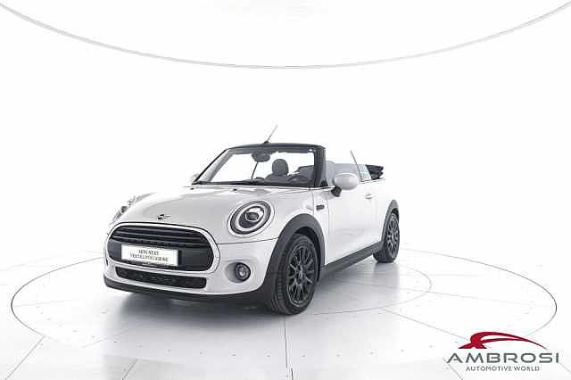 MINI Cooper Cabrio 1.5 Hype da Test Grifo Caravan