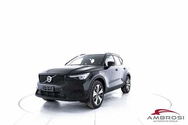 Volvo XC40 T4 Recharge Plug-in hybrid automatico Essential