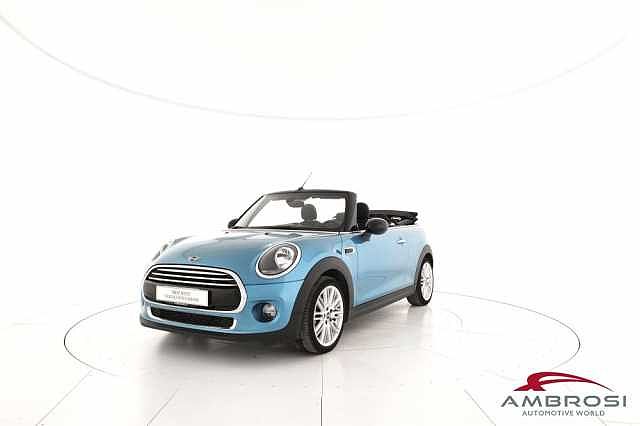 MINI Cooper D Cabrio 3 Porte 1.5 da Test Grifo Caravan