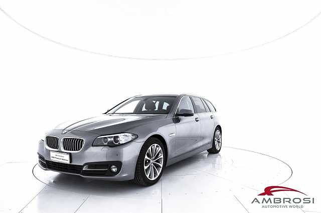 BMW 520 Touring 520d xDrive Luxury