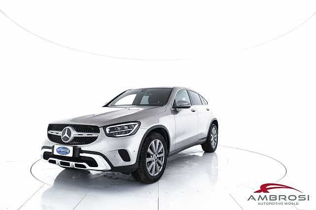 Mercedes-Benz GLC 220 220 d 4Matic Coupé Sport da Test Grifo Caravan