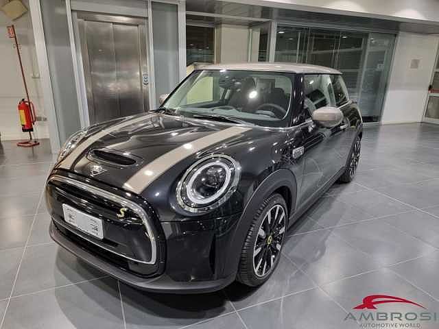 MINI Cooper SE 3 Porte SE Classic Premium Package